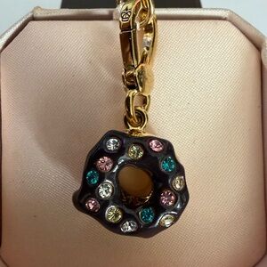 Juicy Couture Donut Charm with Sprinkles. New in box YJRU4733 c-donut